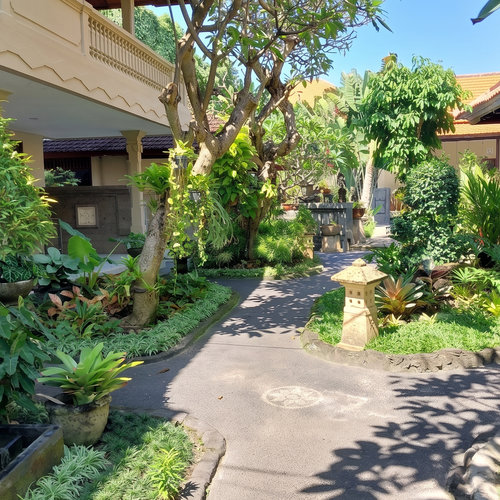 Hotel Flamboyan Garden